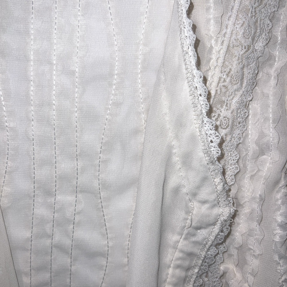 Cottagecore Boho Ivory Crinkle Ruched Lace V-Neck Short Puff Sleeve Top Size M - Picture 9 of 13
